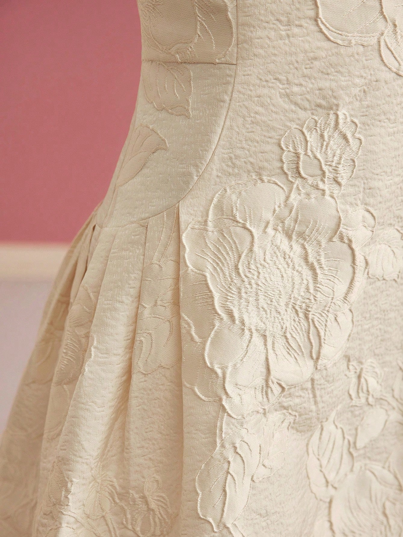 Elegant Jacquard Sleeveless Midi Dress